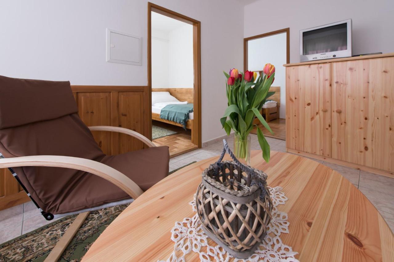 Hajdu Apartman 3. ไฮจ์ดุสโซบอสโล ภายนอก รูปภาพ